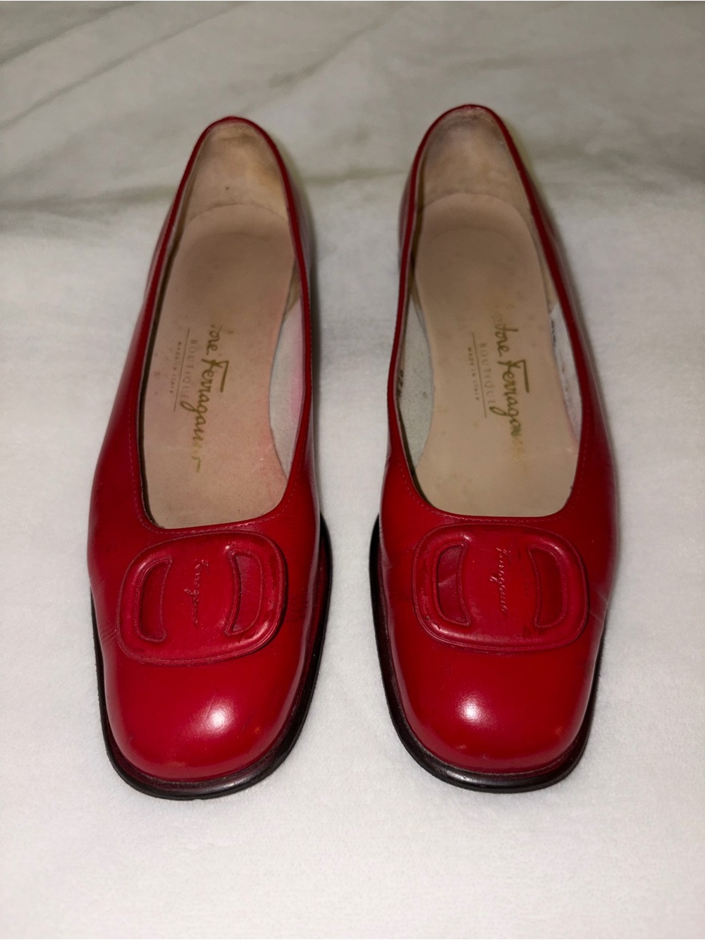 Ferragamo 5.5B Red low wedge shoes leather Italy boutique slip-on